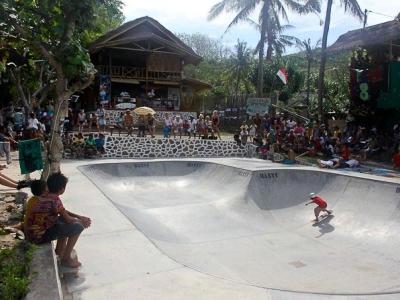 Lombok Surf Camp Bowl